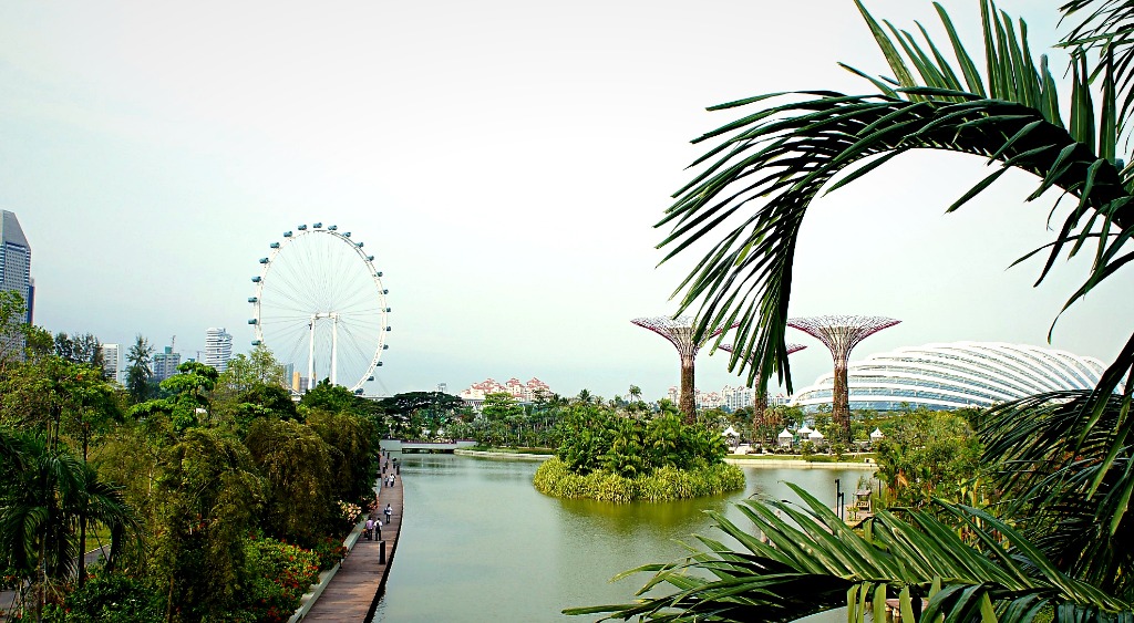 Singapore Flyer and Gardens by the Bay dome from the canal